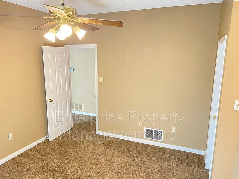 4444 Longtree Cv — Photo 25