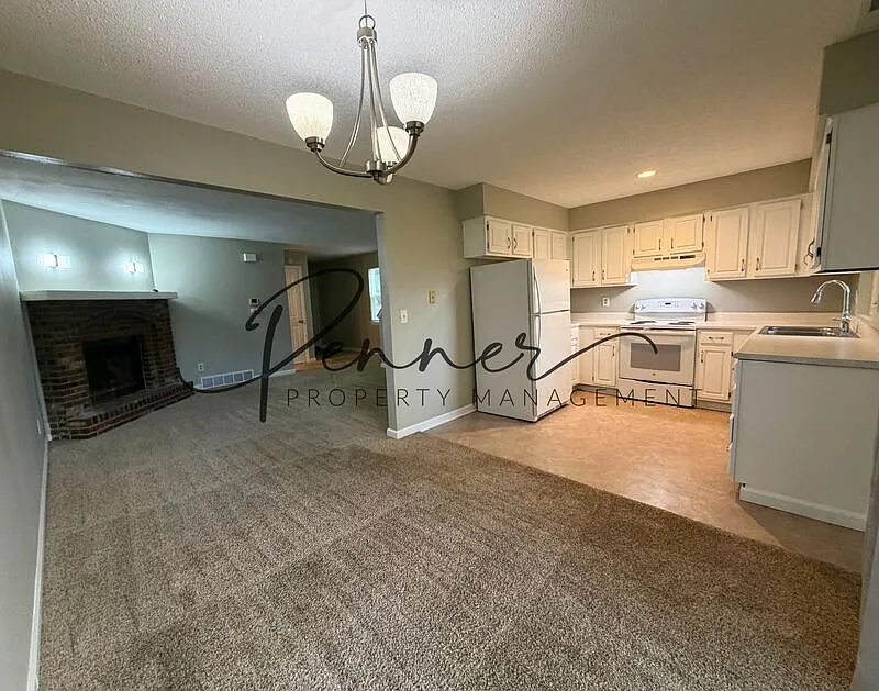 2614 NW 3rd Ter