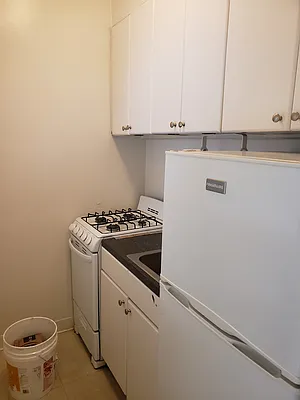Rented by Martin Paul Realty Associated Inc | media 10