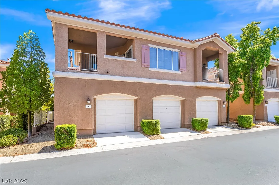 1 bed, 1.0 bath, 721 sqft, $1,500 — Photo 1