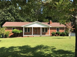 289 Preacher Brown Rd, Bruceton, TN 38317