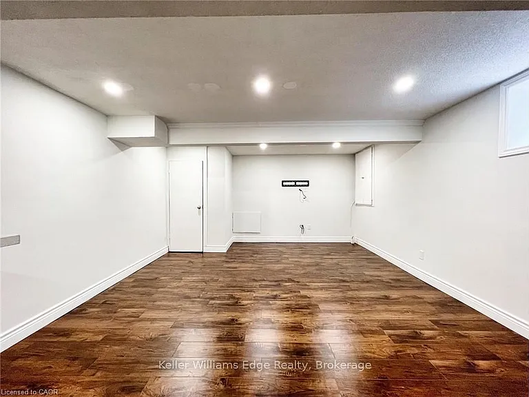 127 1st Rd W #LOWER — Photo 10