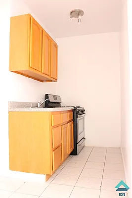 Rented by EXR | media 23