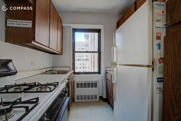 Sold by Compass | media 12