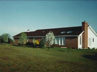 1606 NW 65th St, Topeka, KS 66618