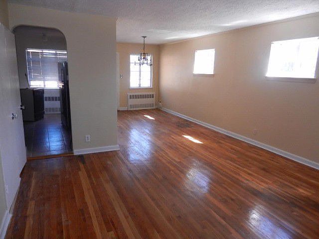 2nd image of 5621 Fillmore Ave