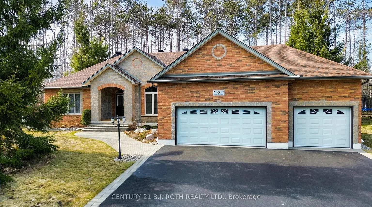 6 Lloyd Cook Dr E photo 1