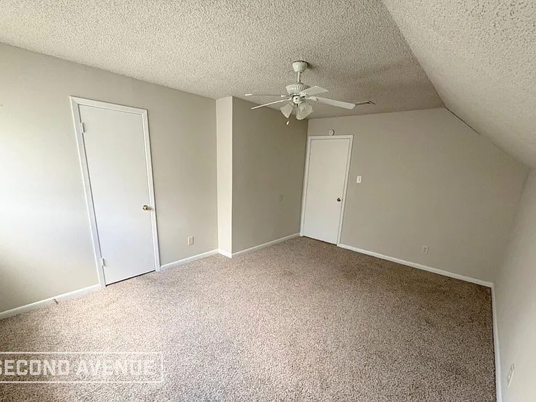 10122 Sagedowne Ln — Photo 10