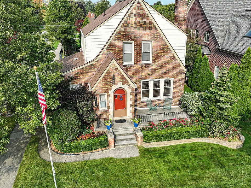 1st image of 29103 Jefferson Ave