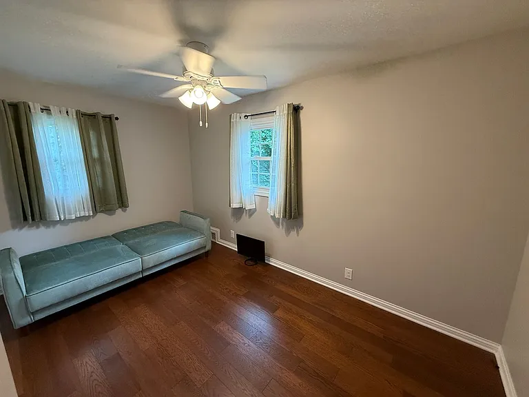 2614 Woodsdale Ave — Photo 15