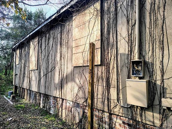 4th image of 1954 Alabama St