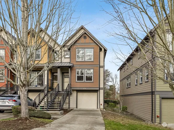 2714 SW Sylvan Heights Drive, Seattle, WA 98106