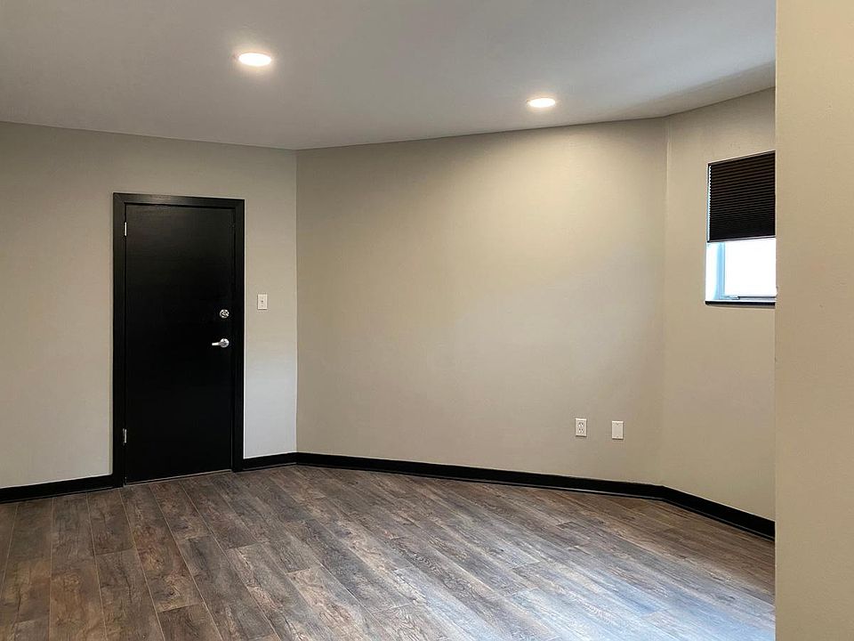 Tin Top 1 - Bedroom