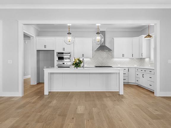 Finishes, features, options, upgrades and pricing are subject to change without notice