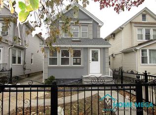 93-20 214th Pl, Queens Village, NY 11428