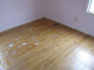 3rd image of 4186 Helen Ave