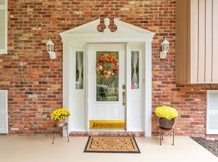 219 Raintree Dr, Hendersonville, NC 28791