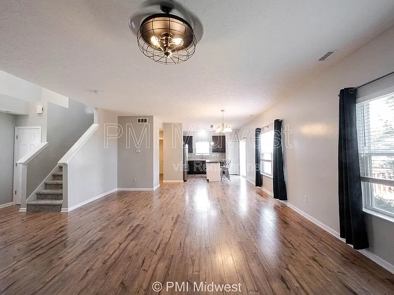 8802 Benjamin Ln — Photo 4