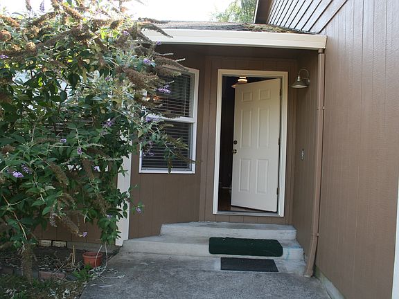 3rd image of 13501 NW 40th Ave