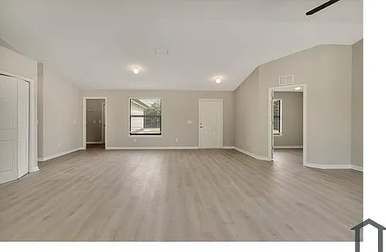 3206 53rd St W — Photo 10