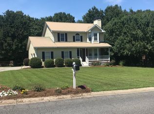 37 Indian Hills Dr, Rydal, GA 30171