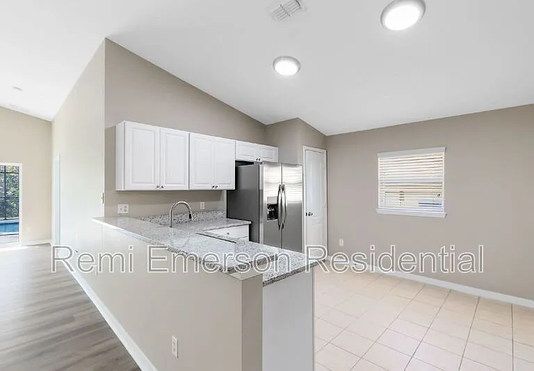 139 Ridgebrook Ct — Photo 6