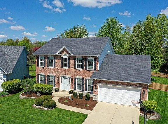 2nd image of 2388 Glenford Dr