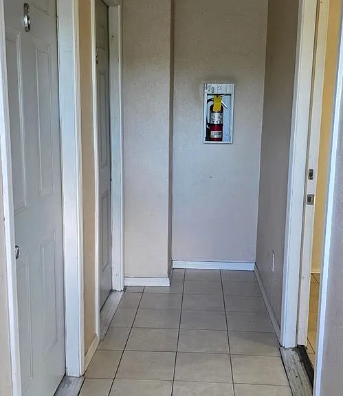 8605 Cypress Ave #4 — Photo 6