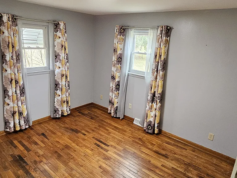 13911 Watkins Rd — Photo 23