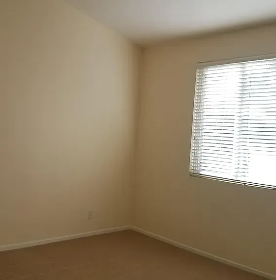 30749 Point Woods Ct — Photo 9