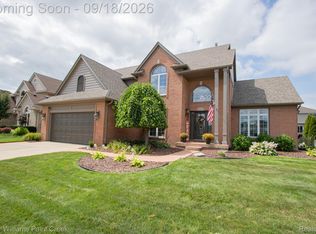 48583 Village Dr, Macomb, MI 48044