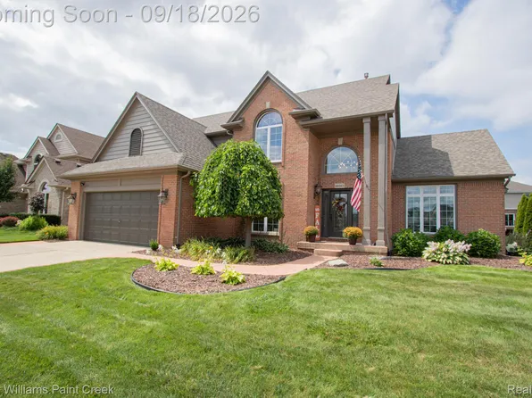 48583 Village Dr, Macomb, MI 48044