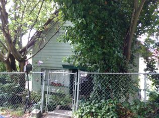 5911 19th Ave S, Seattle, WA 98108