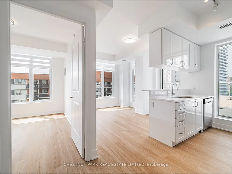 68 Merton St #805 — Photo 6