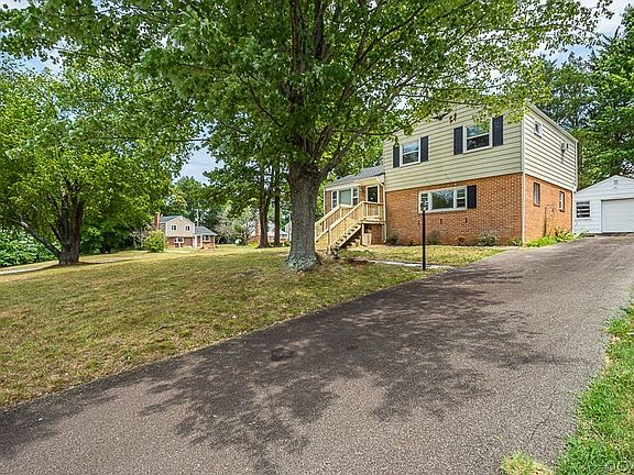 3rd image of 2507 Haviland Dr