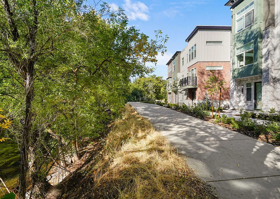 Current by Lotus Townhomes