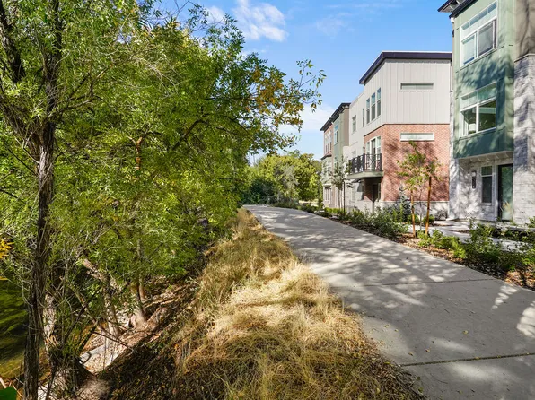 Current by Lotus Townhomes