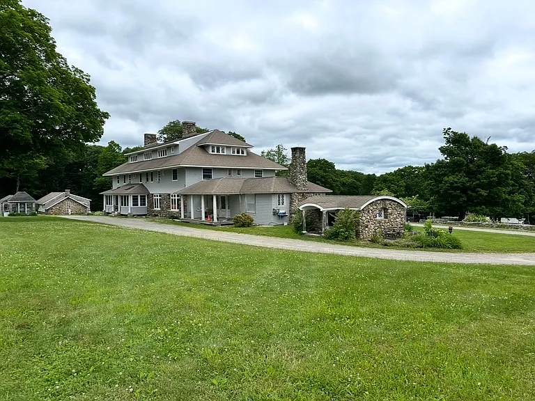 31 State Line Hill Rd #2 — Photo 15