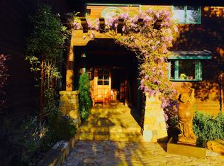 10622 Encino Dr, Oak View, CA 93022