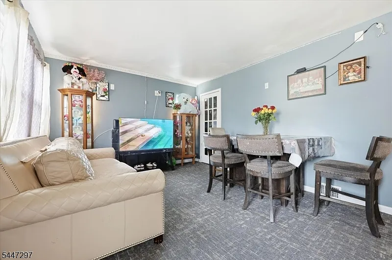 2 bed, 2.0 bath, $3,600 — Photo 4