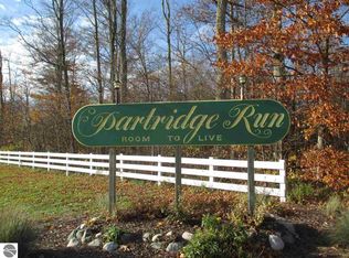 12991 S Partridge Run Dr, Traverse City, MI 49684