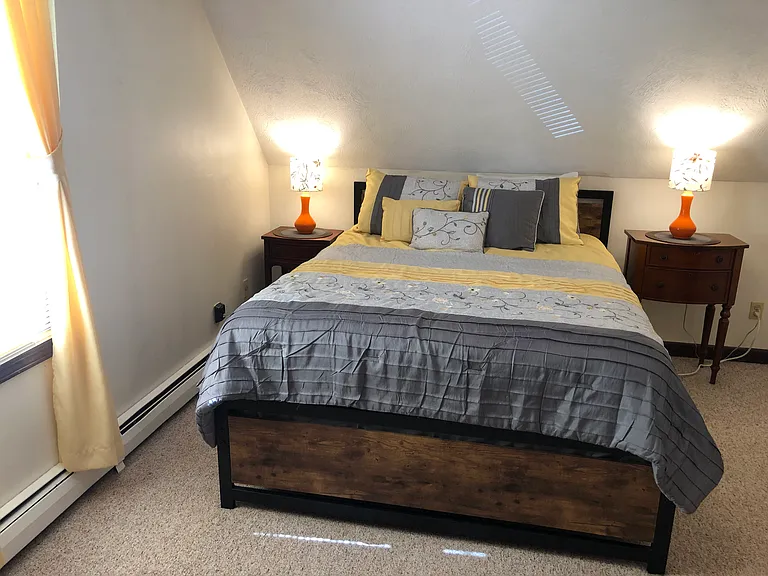 Upstairs queen bedroom