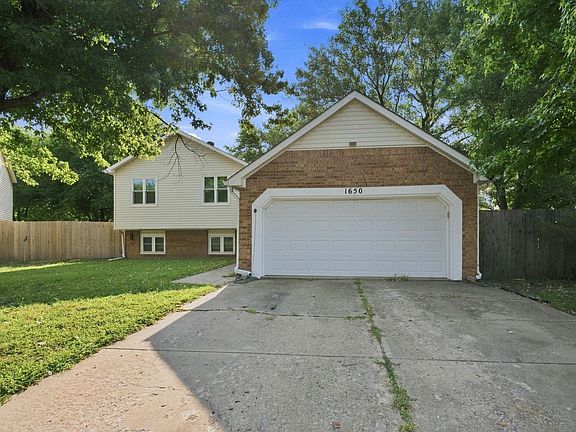 2nd image of 1650 S Willow Oak Ct