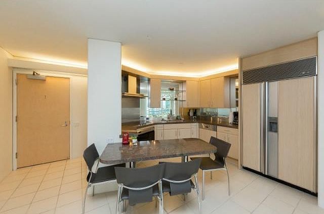2nd image of 88 Piikoi St APT 701