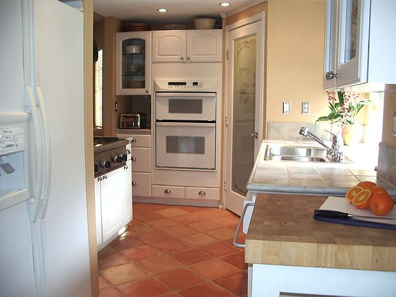 UPgraded Kitchen