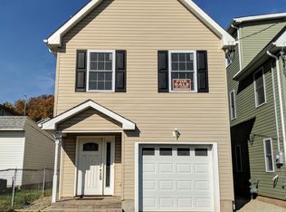 23 Warren St, Carteret, NJ 07008