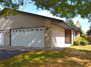7121 Robinwood Bay, Woodbury, MN 55125