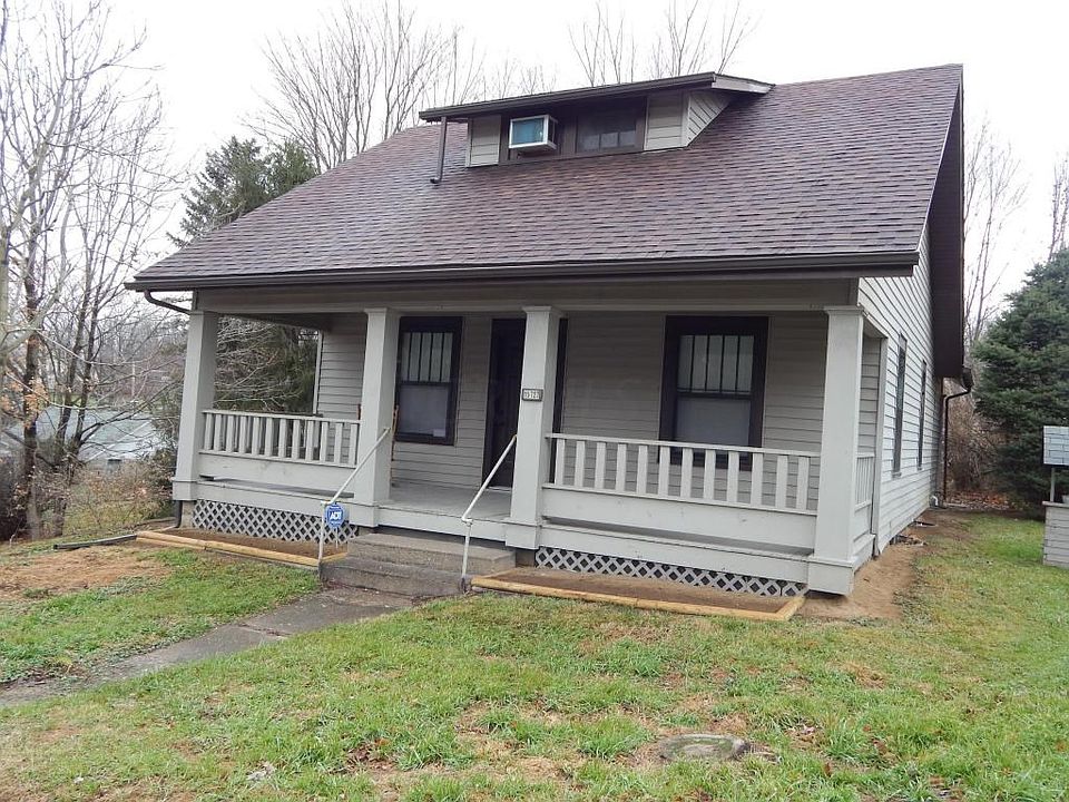 1st image of 15727 Main St