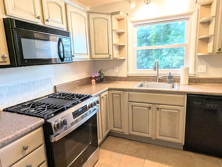 3453 Santa Fe Trl — Photo 4
