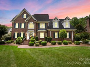 633 Peace Haven Rd, Kannapolis, NC 28083